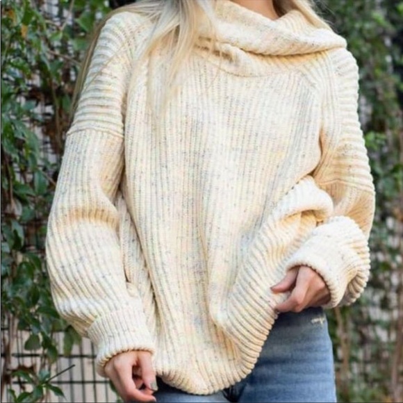 Free People Leo Tunic Oversized Sweater In Sassy Peach Combo XS - Picture 10 of 10